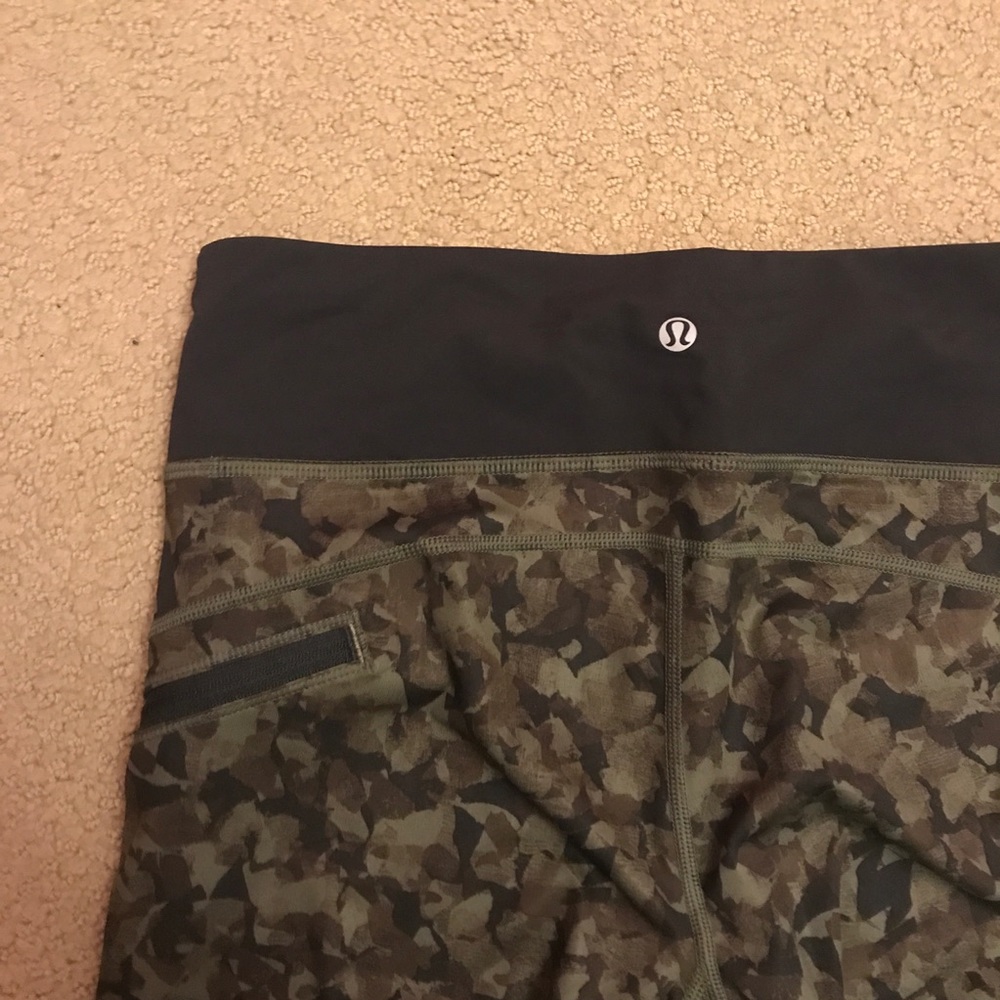 cropped lululemon leggings